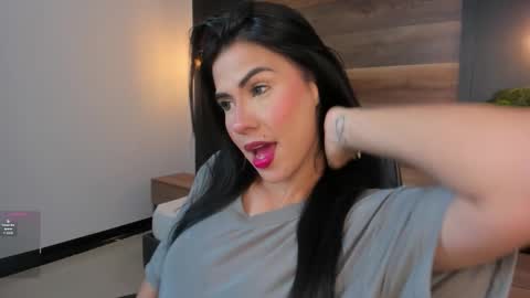 S T E P H A N Y A online show from December 20, 7:10 pm