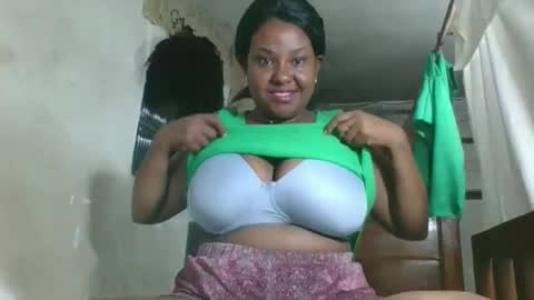 Snapshot of sterina0102 chatting on January 17, 7:46 am sterina0102 online show from January 17, 7:46 am