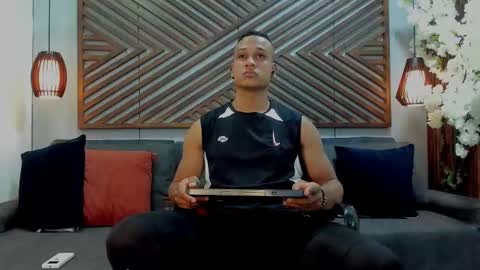 Snapshot of sterling_magnus chatting on February 10, 8:02 pm online show from February 10, 8:02 pm