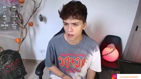 Snapshot of stev_austin_ chatting on October 18, 7:03 pm Stev austin online show from October 18, 7:03 pm