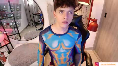 Stev austin  online show from April 24, 9:39 pm