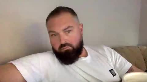 steve__1980 online show from September 22, 5:37 pm