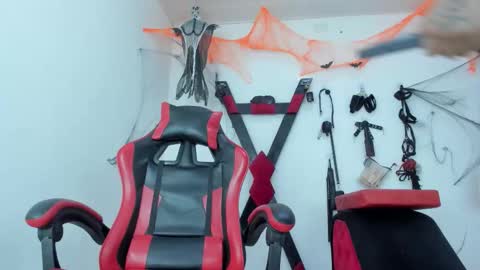 Steven online show from November 3, 11:33 am