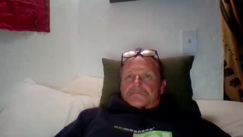 Snapshot of steven626708 chatting on March 2, 4:58 am steven626708 online show from March 2, 4:58 am