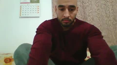 Snapshot of steven_bezos chatting on December 1, 4:34 pm steven_bezos online show from December 1, 4:34 pm