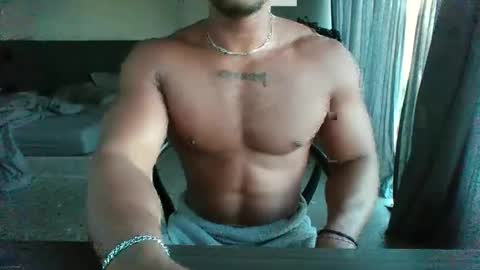 stevenbr359 online show from November 10, 11:04 pm