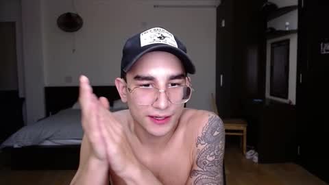 Alex   online show from February 27, 5:36 pm