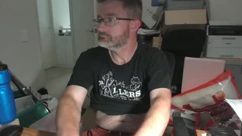 Snapshot of stevethetigerr chatting on January 13, 5:33 am SteveTheTigerr online show from January 13, 5:33 am