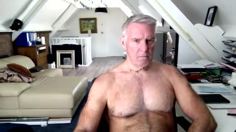 Snapshot of stevetwo chatting on June 9, 10:49 am stevetwo online show from June 9, 10:49 am