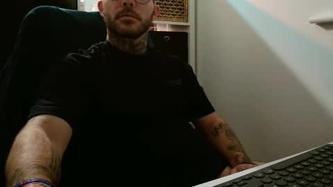 Snapshot of stevie_rae chatting on October 29, 10:00 pm stevie_rae online show from October 29, 10:00 pm