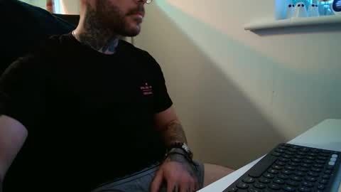 Snapshot of stevie_rae chatting on November 2, 4:42 pm stevie_rae online show from November 2, 4:42 pm