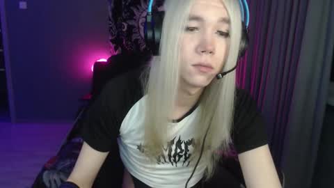 Steve online show from December 5, 5:42 pm