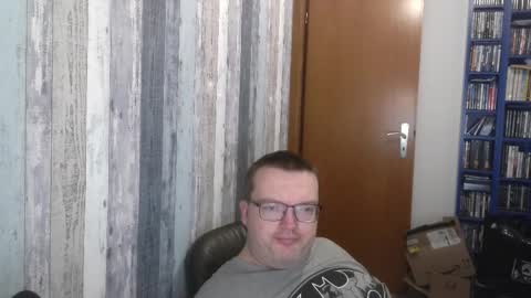 Oliver online show from September 15, 6:52 pm