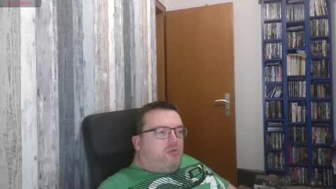 Oliver online show from October 21, 7:14 pm