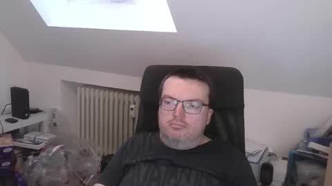 Oliver online show from March 5, 9:38 am