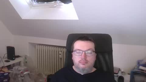 Oliver online show from March 11, 7:03 am