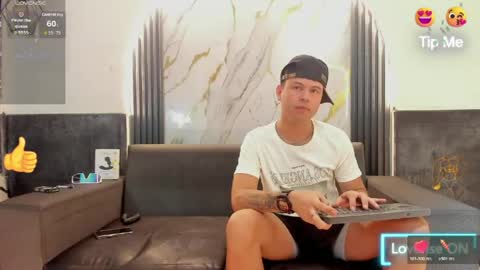 friends online show from May 18, 4:07 am
