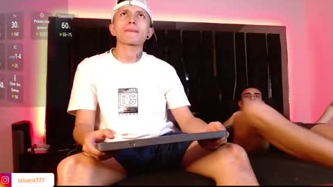 stiven tellez  online show from March 1, 11:37 pm