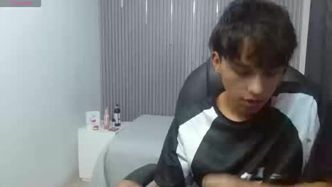 Stiwen online show from March 14, 4:01 pm