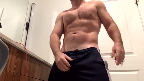Snapshot of stlhotwifeguy chatting on February 5, 4:03 pm stlhotwifeguy online show from February 5, 4:03 pm