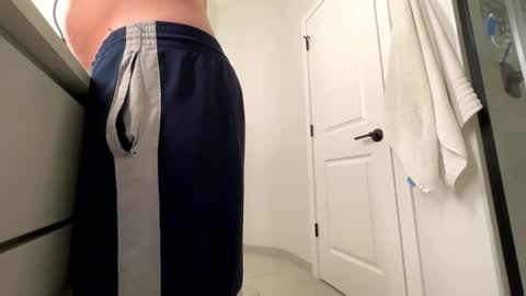 Snapshot of stlhotwifeguy chatting on March 8, 4:22 pm stlhotwifeguy online show from March 8, 4:22 pm
