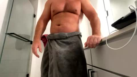 Snapshot of stlhotwifeguy chatting on July 12, 4:42 pm stlhotwifeguy online show from July 12, 4:42 pm