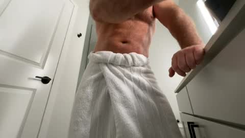 Snapshot of stlhotwifeguy chatting on August 9, 5:07 pm stlhotwifeguy online show from August 9, 5:07 pm