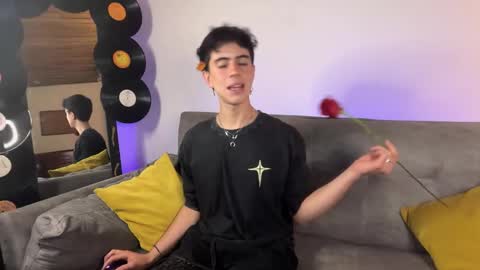 Stolas online show from February 22, 12:45 am