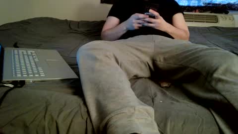 Snapshot of stonedandlovingit chatting on January 29, 6:18 pm stonedandlovingit online show from January 29, 6:18 pm