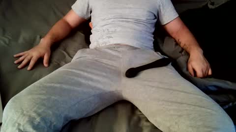 Snapshot of stonedandlovingit chatting on November 3, 5:36 pm stonedandlovingit online show from November 3, 5:36 pm