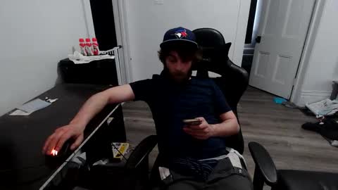Snapshot of stonedpanda77 chatting on April 28, 10:37 pm stonedpanda77 online show from April 28, 10:37 pm