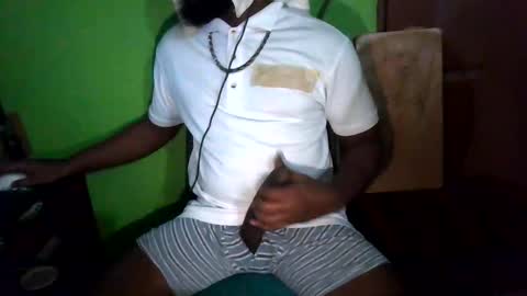 Snapshot of stonehardbbcdick2 chatting on February 8, 1:00 am stonehardbbcdick2 online show from February 8, 1:00 am