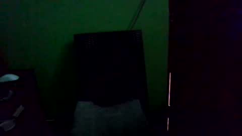 Snapshot of stonehardbbcdick2 chatting on February 8, 2:05 pm stonehardbbcdick2 online show from February 8, 2:05 pm