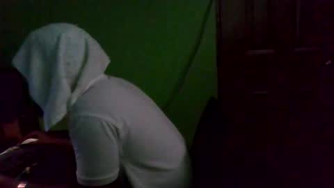 Snapshot of stonehardbbcdick2 chatting on February 15, 8:01 pm stonehardbbcdick2 online show from February 15, 8:01 pm