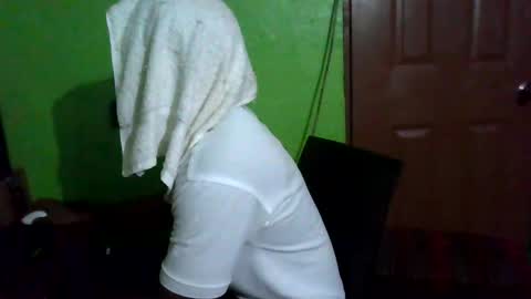 Snapshot of stonehardbbcdick2 chatting on February 23, 11:14 pm stonehardbbcdick2 online show from February 23, 11:14 pm