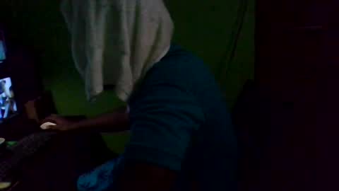 Snapshot of stonehardbbcdick2 chatting on February 25, 2:22 pm stonehardbbcdick2 online show from February 25, 2:22 pm