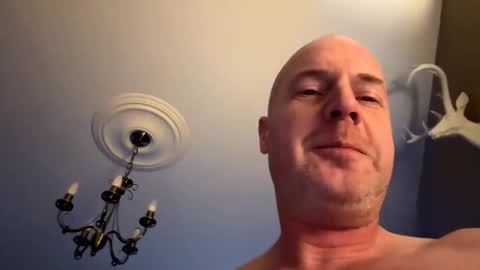 Stoodley22 online show from February 7, 4:22 pm