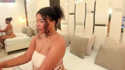 Snapshot of stormy_kox chatting on November 26, 2:34 am Stormy online show from November 26, 2:34 am