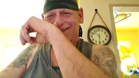 Snapshot of stormynorm14 chatting on January 6, 3:27 pm stormynorm14 online show from January 6, 3:27 pm