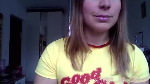 Snapshot of story_of_sarah chatting on February 25, 10:03 am Sarah online show from February 25, 10:03 am