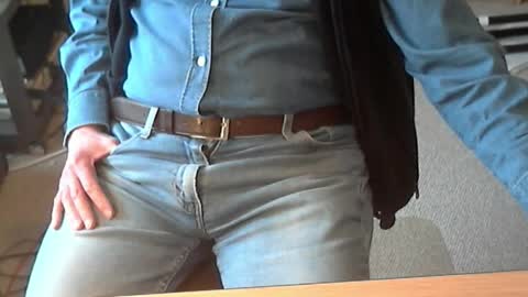 Dave online show from April 1, 4:15 pm