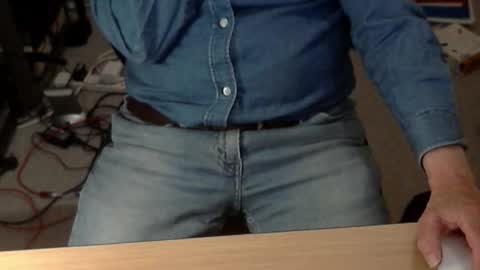 Snapshot of str8_dave chatting on May 10, 8:14 pm Dave online show from May 10, 8:14 pm
