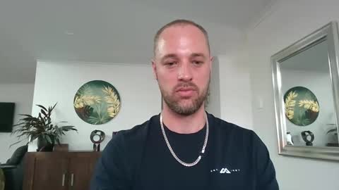 Snapshot of str8feet33 chatting on November 29, 9:07 pm str8feet33 online show from November 29, 9:07 pm