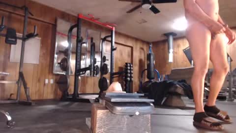 Snapshot of str8pumpnhump chatting on December 26, 5:15 am n8vpumpnhump online show from December 26, 5:15 am