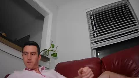 Snapshot of str8stuntcox chatting on October 1, 1:44 am Str8StuntCox online show from October 1, 1:44 am