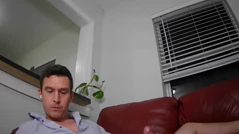 Snapshot of str8stuntcox chatting on October 6, 1:47 am Str8StuntCox online show from October 6, 1:47 am