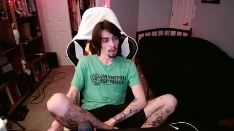 str8whiteboy21 online show from December 23, 5:39 am