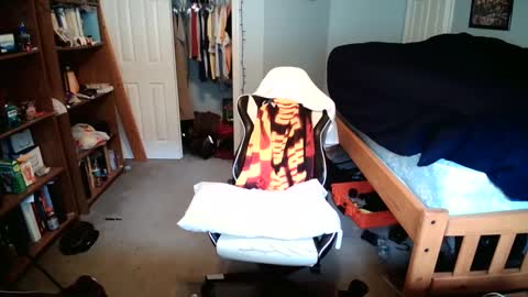 str8whiteboy21 online show from February 25, 6:53 pm