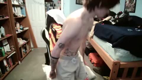 str8whiteboy21 online show from March 1, 7:04 pm