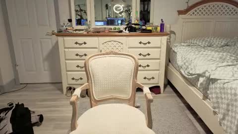 str8whiteboy21 online show from February 25, 6:28 pm